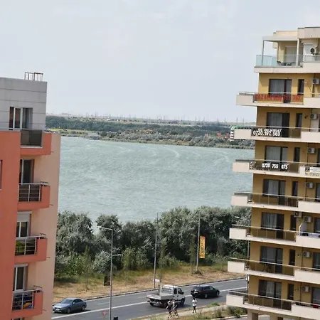 Oda Apartments * מאמאיה
